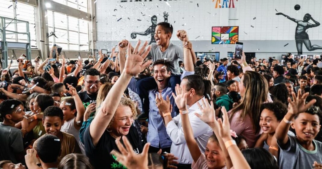 Cubatão School Overcomes Challenges and Earns International Award - News Room USA