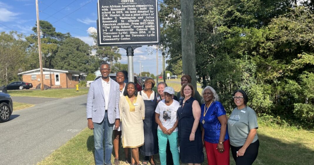 New Marker in Huntersville Highlights School Educating African Americans During Segregation | WFAE 90.7
