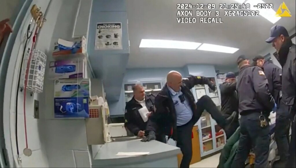 Former New York Prison Guard Convicted in Inmate's Beating Death; Two ...