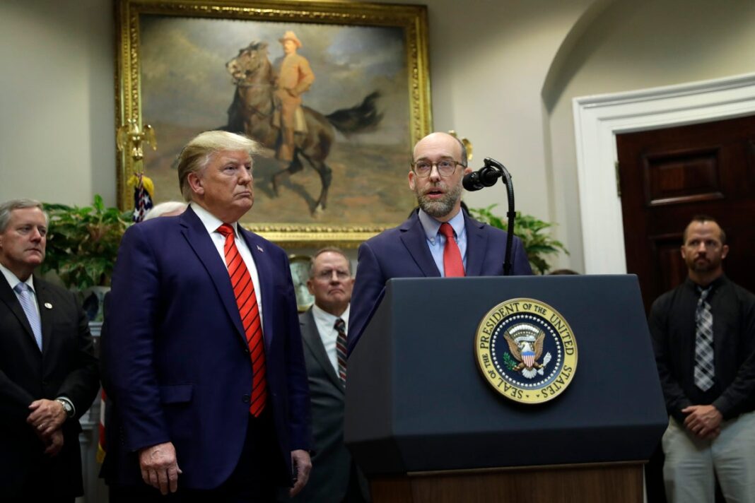 White House Announces Plans to Lay Off Over 4,000 Federal Workers Amid Ongoing Government Shutdown