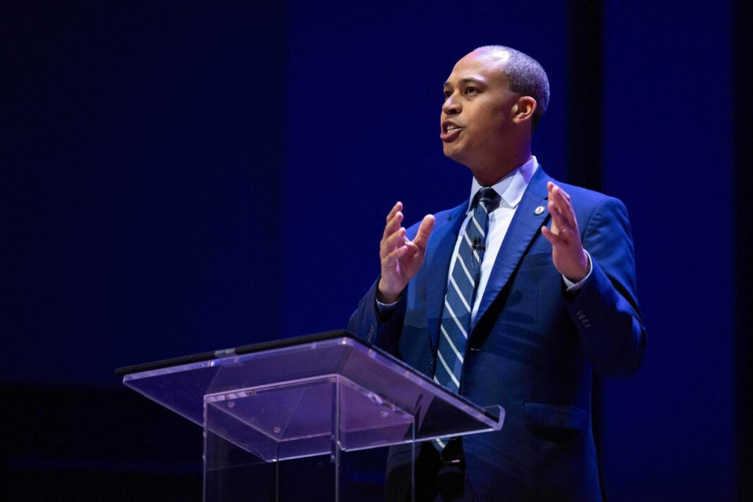 Virginia AG Debate Highlights Democratic Candidate's 'Abhorrent' Texts Comparing Rival to Hitler: 'I Am Ashamed'