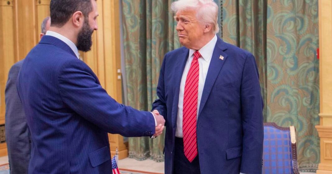 Politics: Syrian Interim President Meets with Trump in the U.S.