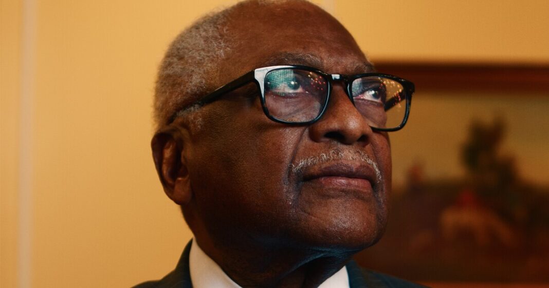Rep. Jim Clyburn Celebrates the Trailblazing Black Politicians Who Inspired His Journey in New Book | KGOU