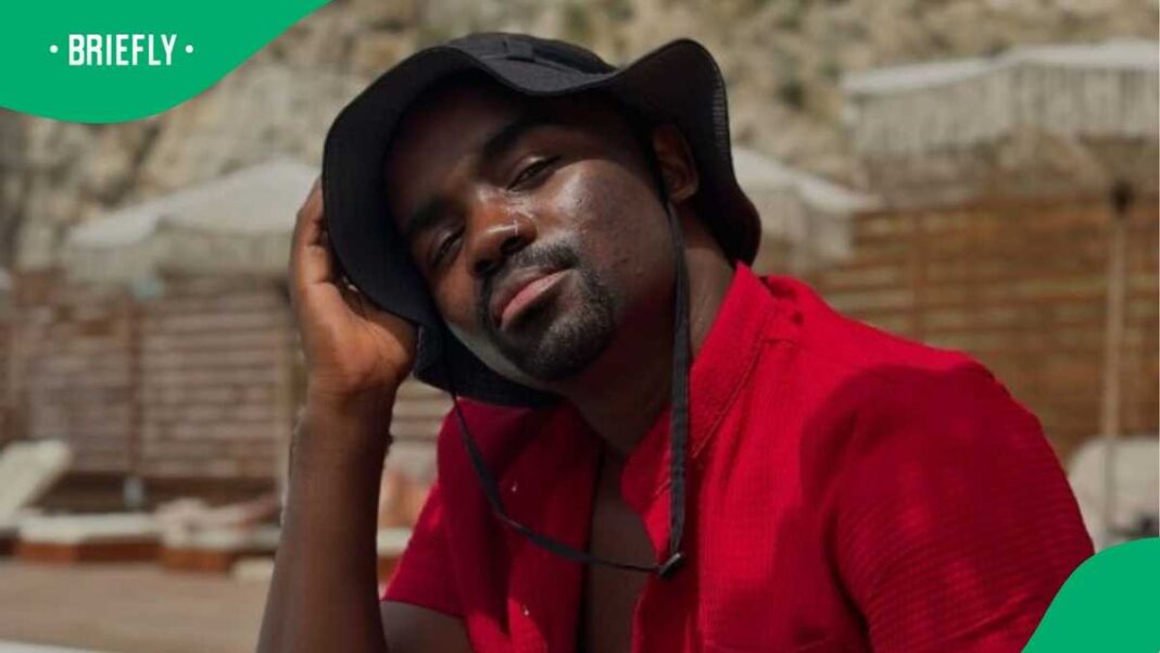 Dr. Musa Mthombeni's 'Phara' Stroll in New York Has South Africans in Fits of Laughter