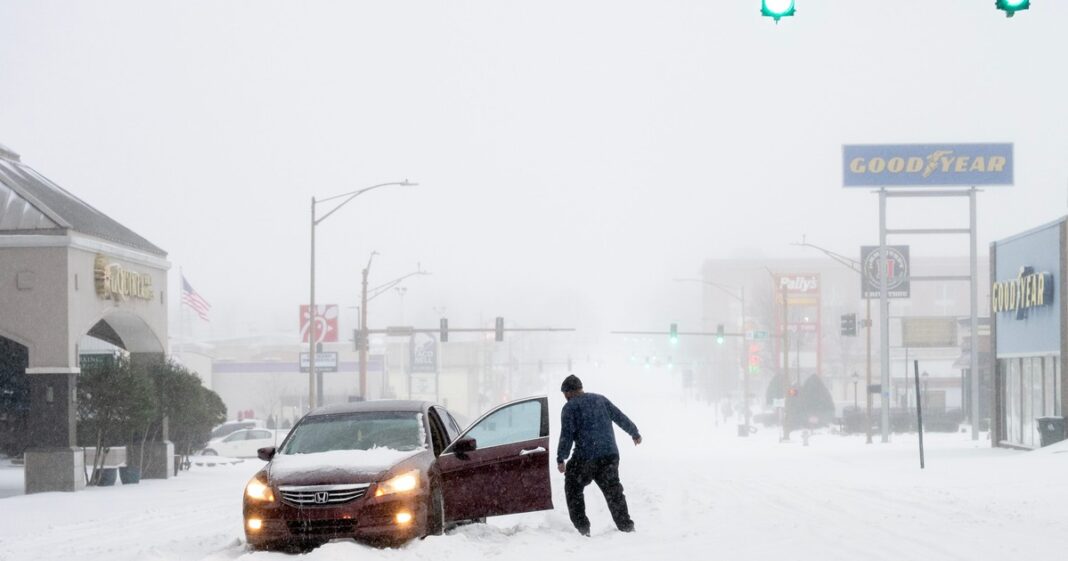 Over 800,000 Facing Frigid Temperatures without Power as Storms Hit the US